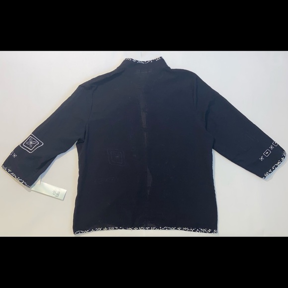 Button up - Picture 9 of 12